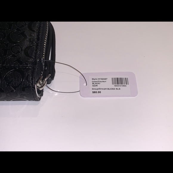 Black Guess Wallet - Picture 7 of 7